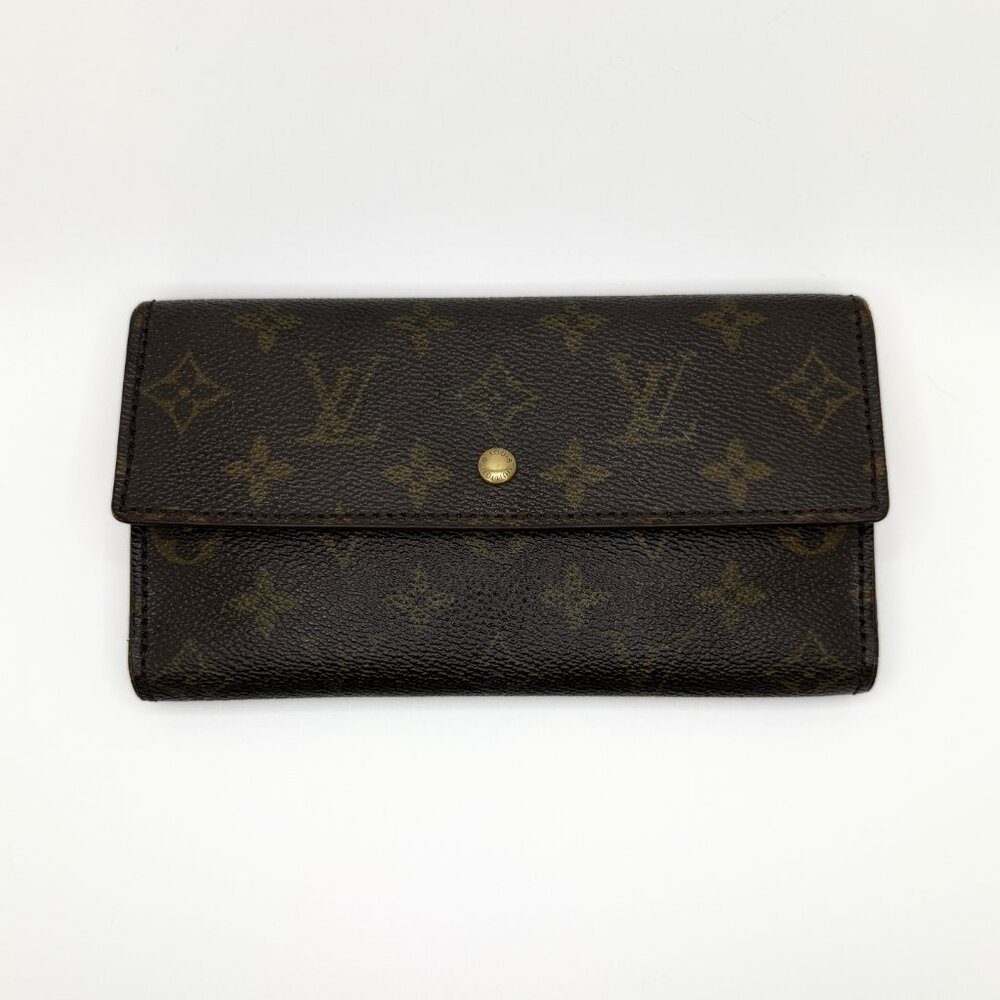 Louis Vuitton Porte-Trésor Monogram Canvas International Wallet